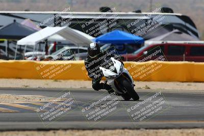 media/Apr-09-2022-SoCal Trackdays (Sat) [[c9e19a26ab]]/Turn 2 (1140am)/